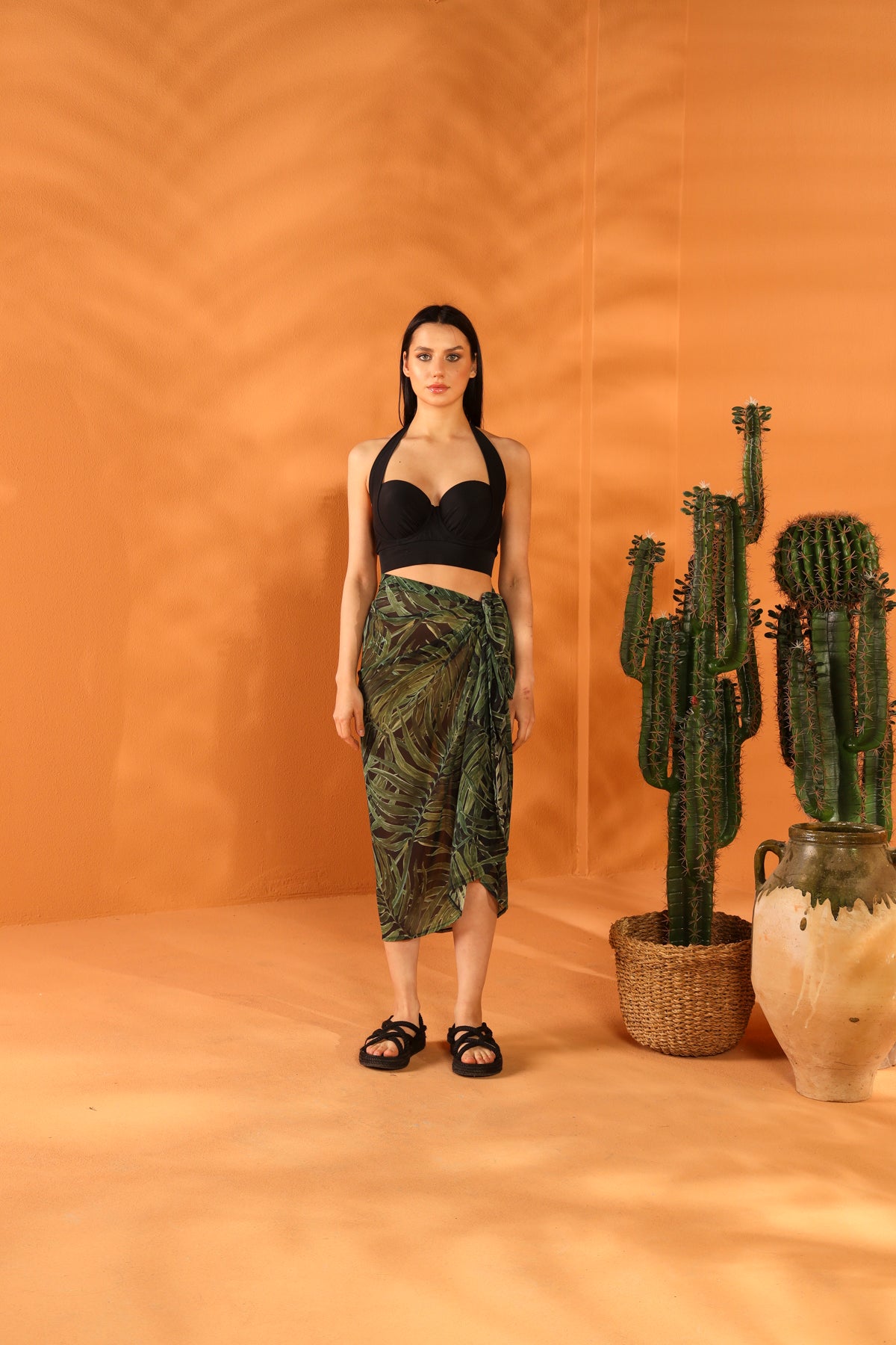 BLACK BOTANICAL PAREO ETEK